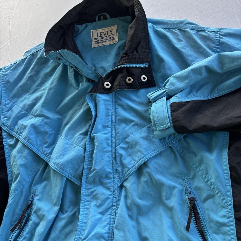 Vintage Levi's Thunder River Jacket XL Teal Black‎ Nylon Windbreaker Made Korea
